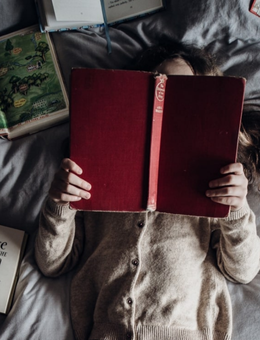 Bücherhafen, Bücher online kaufen, Büchershop Deutschland, Romane, Sachbücher, Bestseller, Neuerscheinungen, Lesespaß